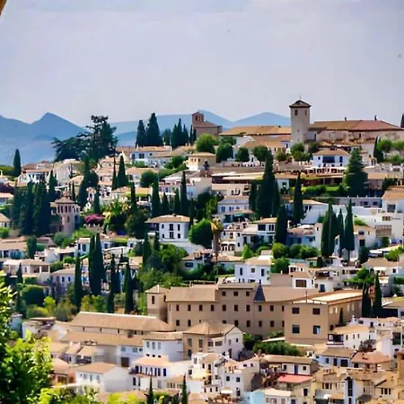 Amazing In With Mountain-views Апартаменты *