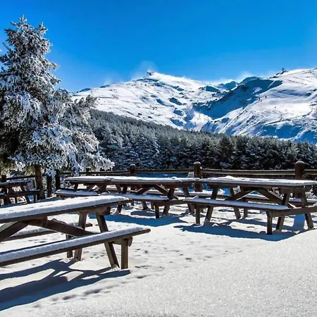 Amazing In With Mountain-views Апартаменты